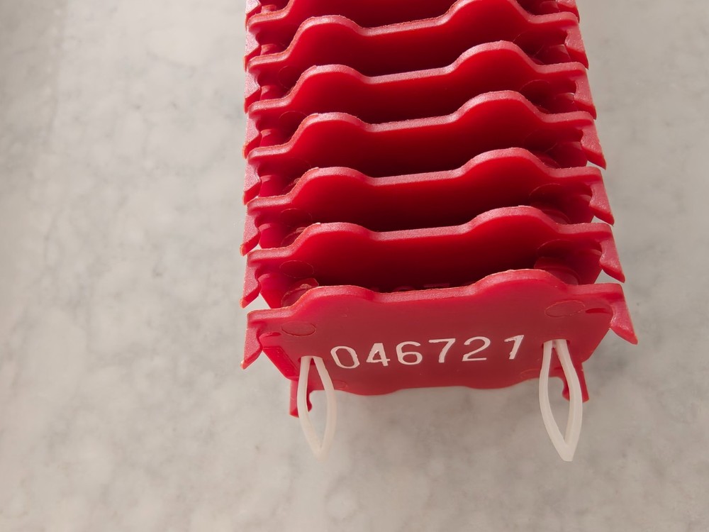 PLASTIC LOG TAGS -FORESTRY SUPPLY-Cold Weather Resistant 2 boxes per order