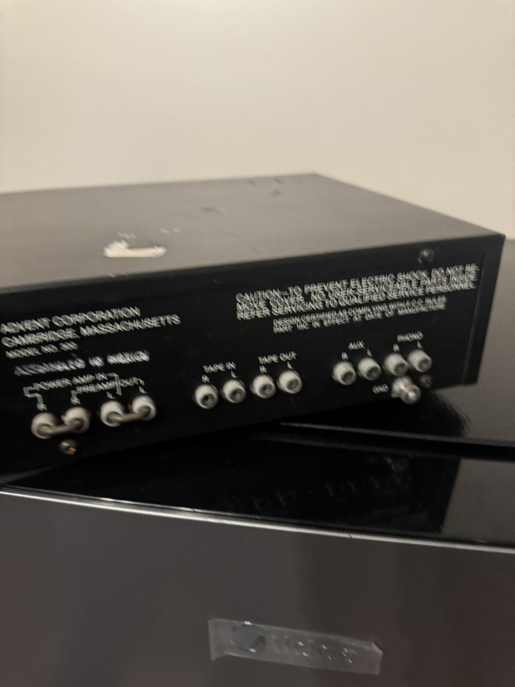 Vintage Advent Model 300 FM Stereo Receiver - Tested