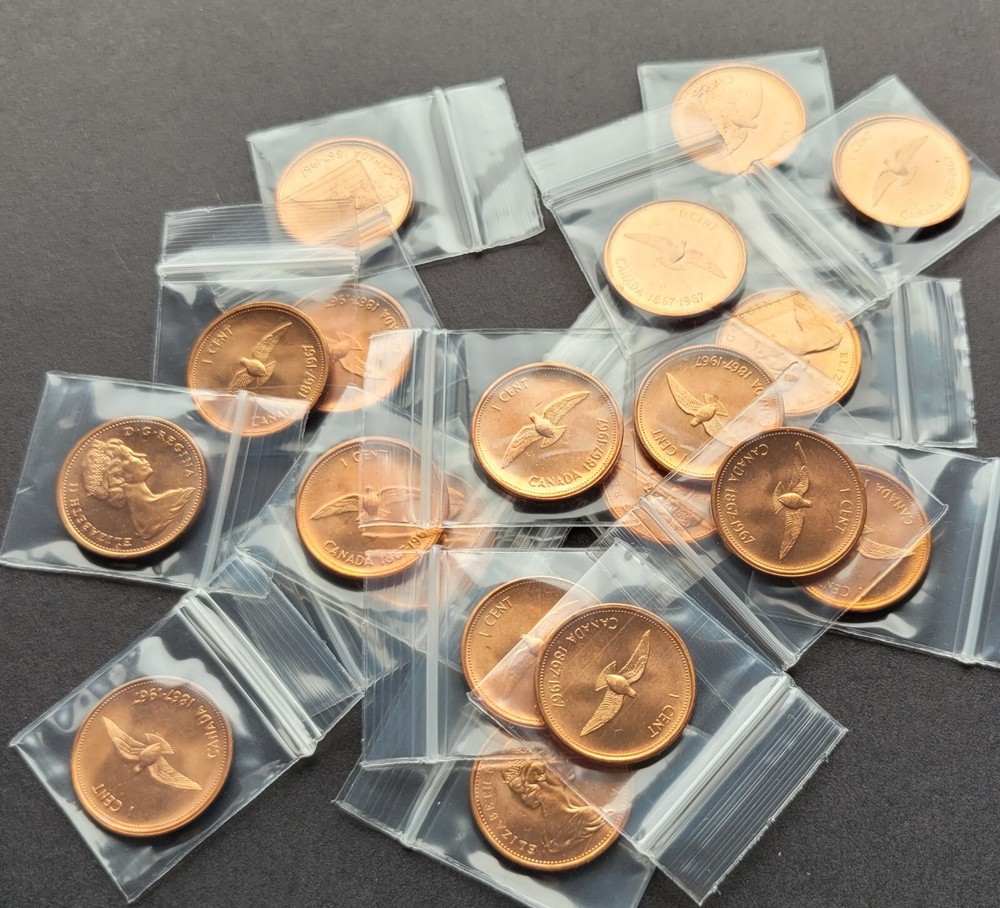 *** CANADA  ONE  CENT  1967  DOVE  ***  FROM  MINT  ROLL ***