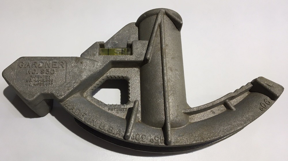 GARDNER NO 930 PIPE/CONDUIT BENDER WITH TWO LEVELS