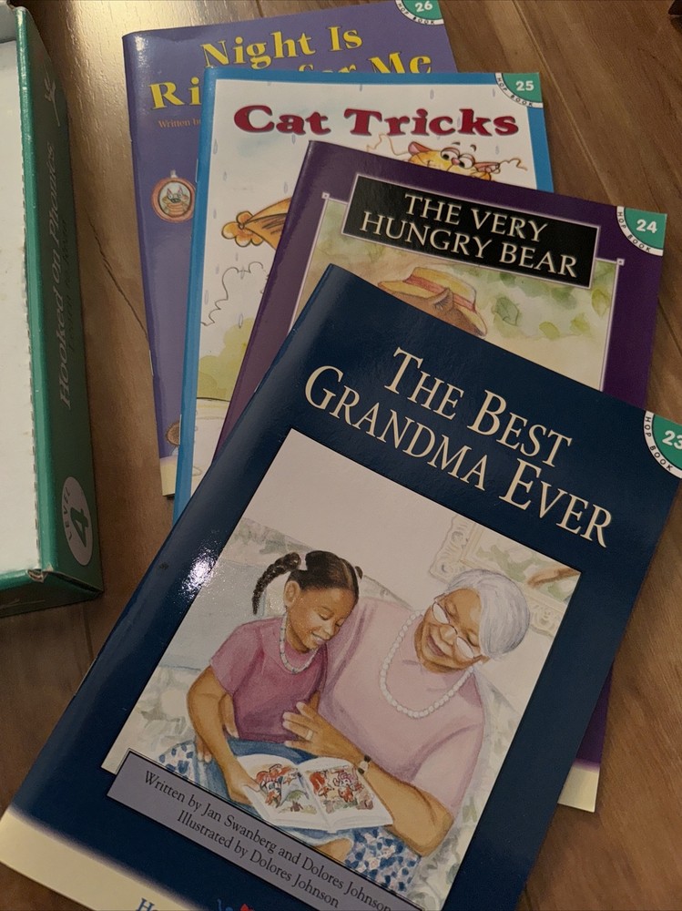 Level 4 Hooked On Phonics Set 1998 EUC, Sealed Cards, Bonus Book