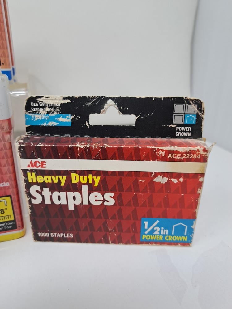 (Roofers)Assorted Ace Staples 13 Packs