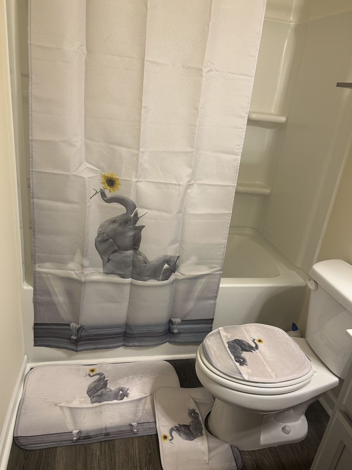 4psc Shower Curtain Set,Toilet Lid Cover,Anti Slip Floor Mat
