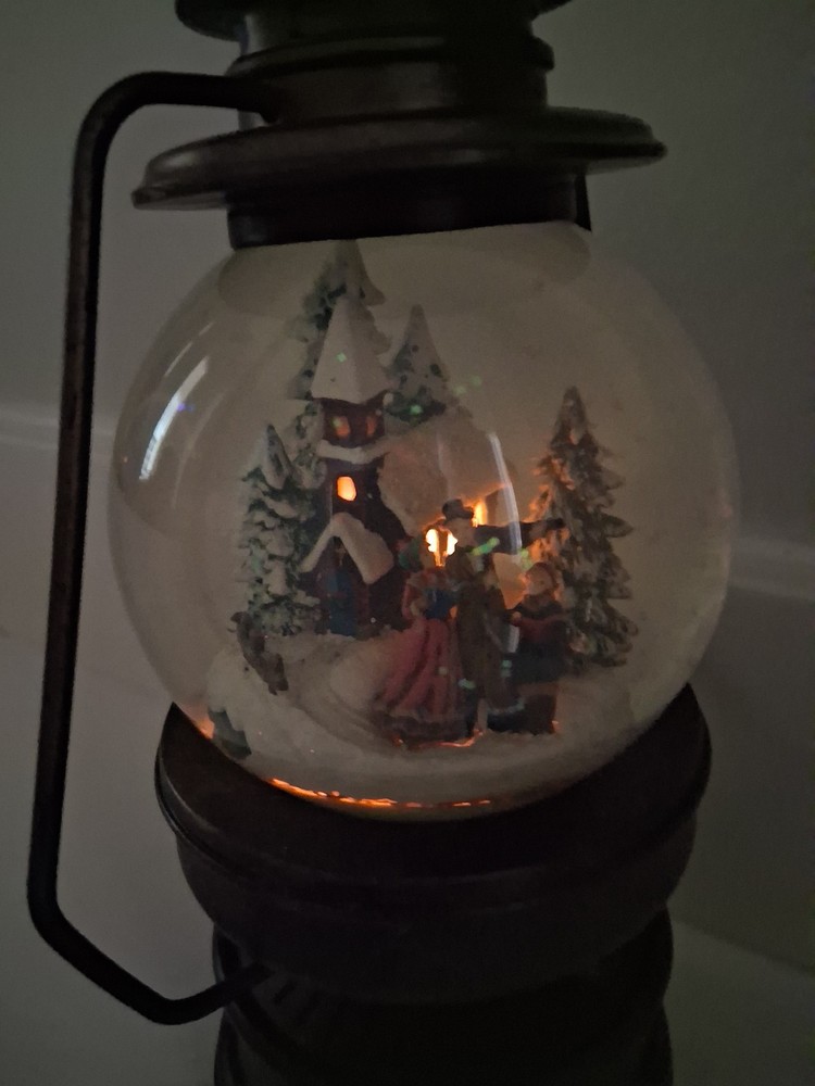O Holy Night Musical Lightup Globe, 8 Inch