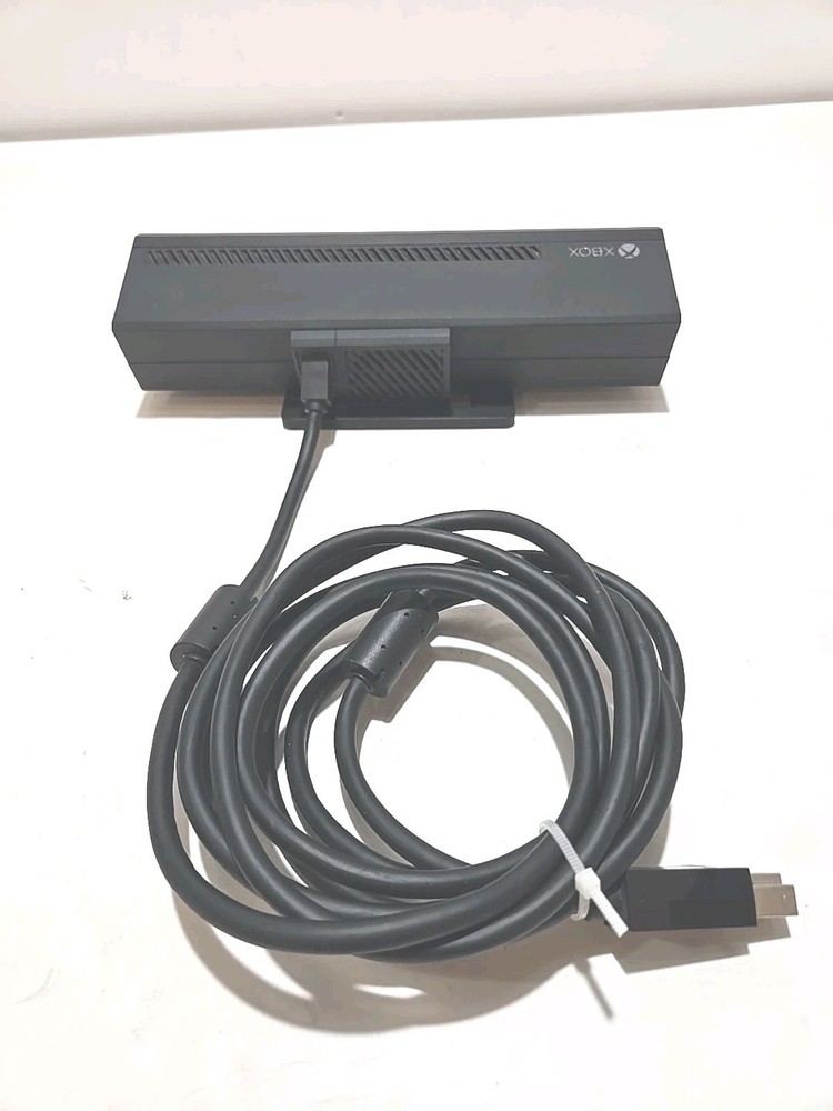 Microsoft Xbox One And Xbox 360 Kinect Sensor Model 1520 And 1414 Black UNTESTED