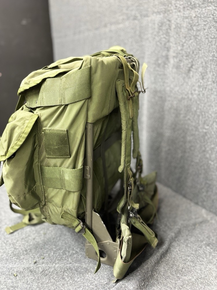Field Pack Combat Nylon LC-1  MEDIUM Complete w/ Straps, belt and Frame