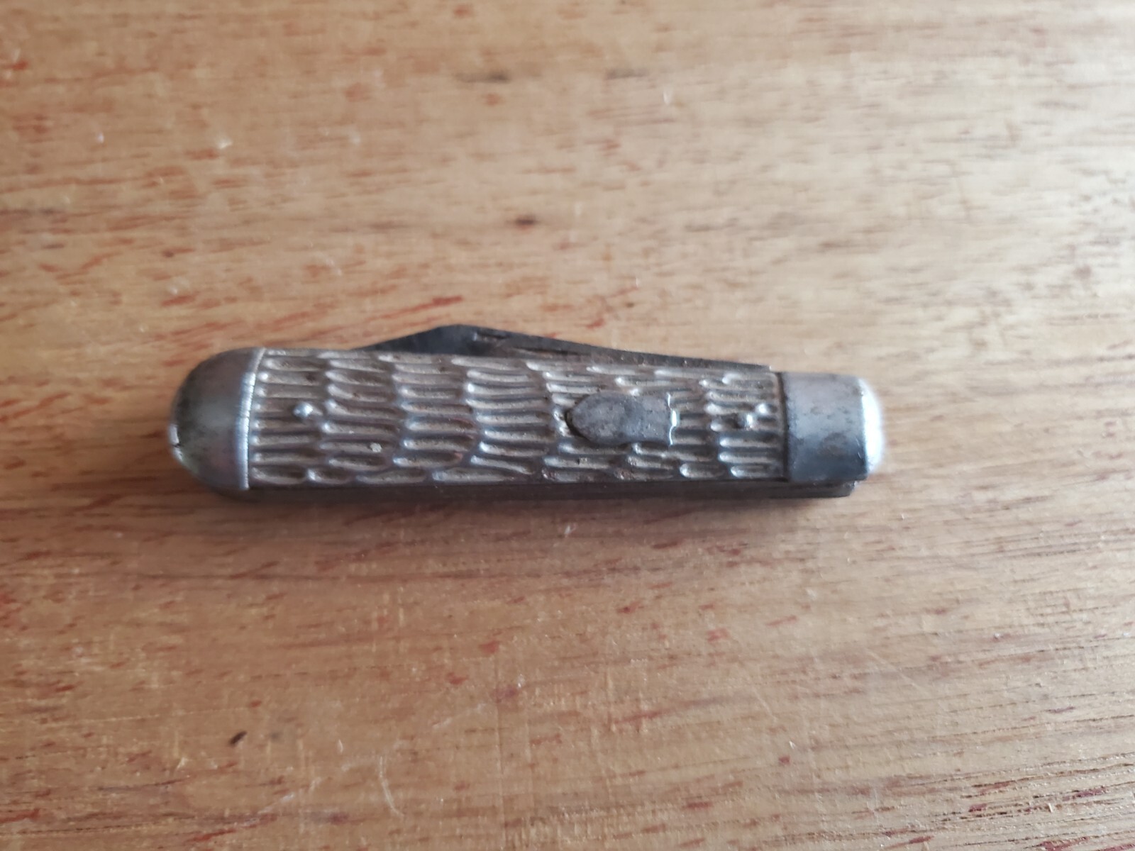 Vintage IMPERIAL 2 Blade Folding Pocket Knife Metal Handles NO Snap Rough Bad