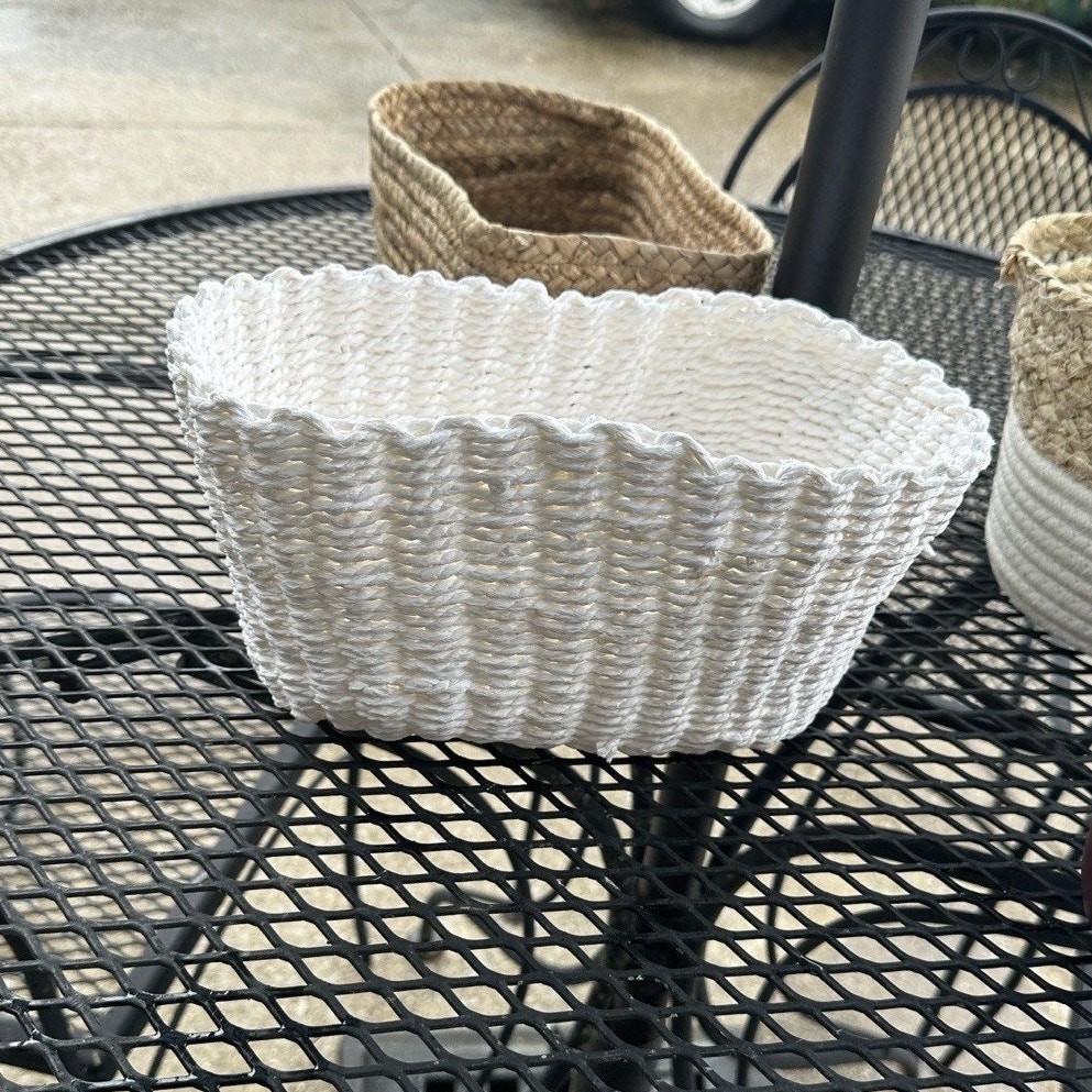 Set Of 4 White Brown Woven Wicker Baskets