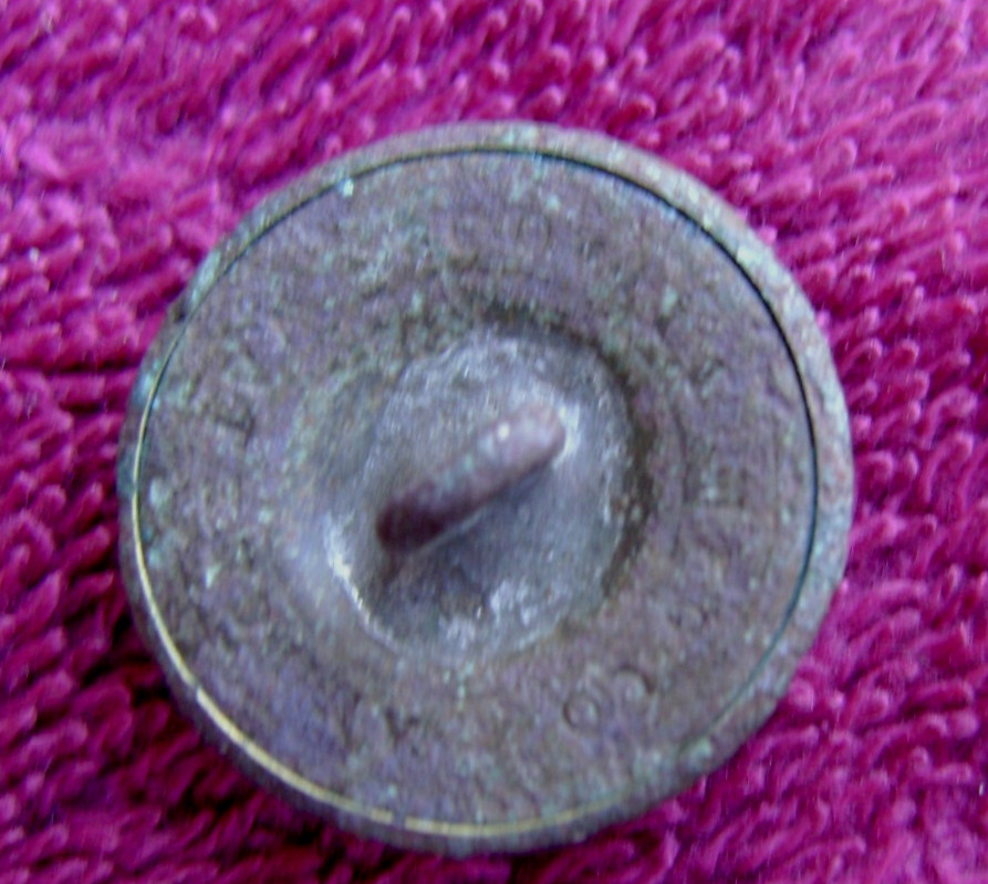 DUG UNION STAFF OFFICER & NEW YORK MILITIA OFFICER COAT BUTTONS (PORT HUDSON)