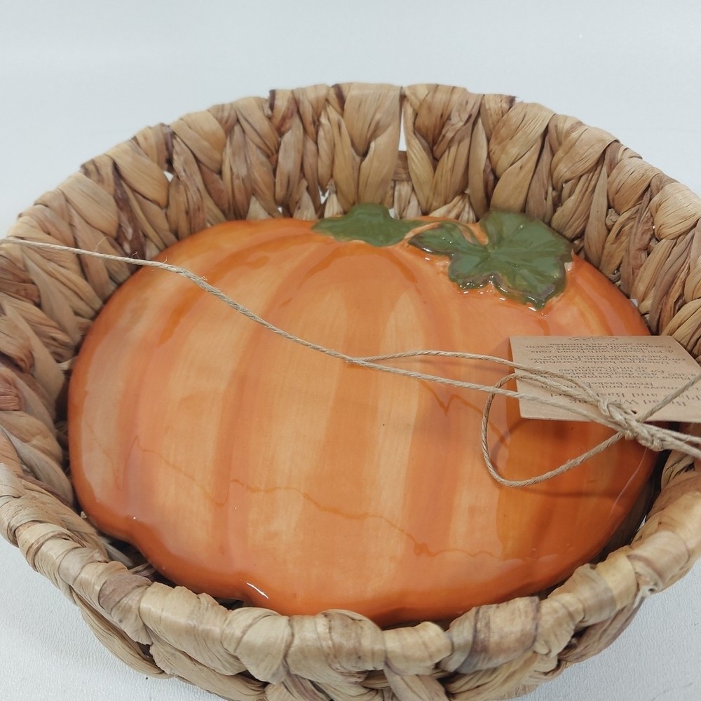 New Mud Pie Ceramic Pumpkin BREAD Warming Stone Serving Basket Set