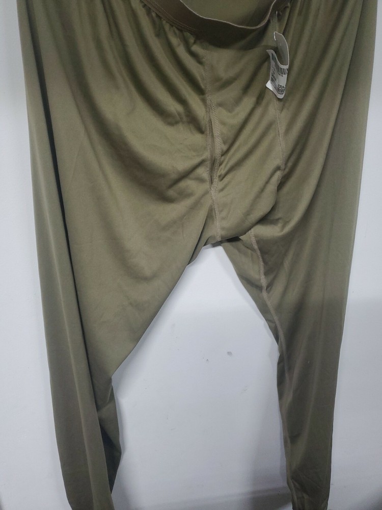 Medium Regular coyote brown SILK BASE LAYER US ARMY LEVEL 1  Cold Weather poly