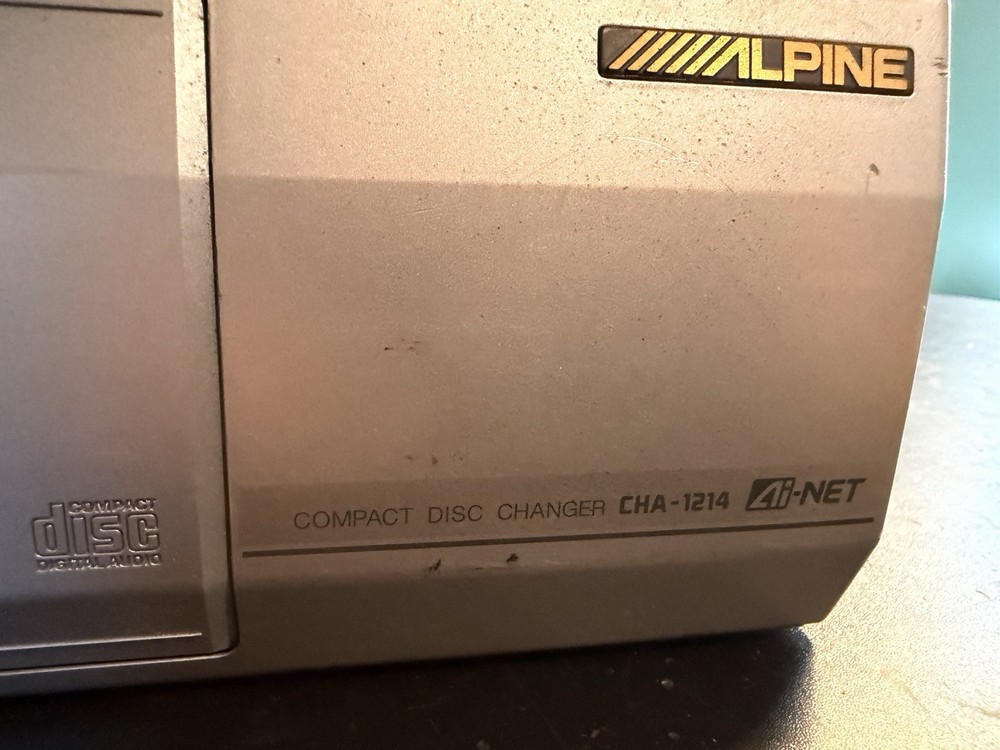 Alpine CHA-1214 AiNET 12 Disc Changer 👁