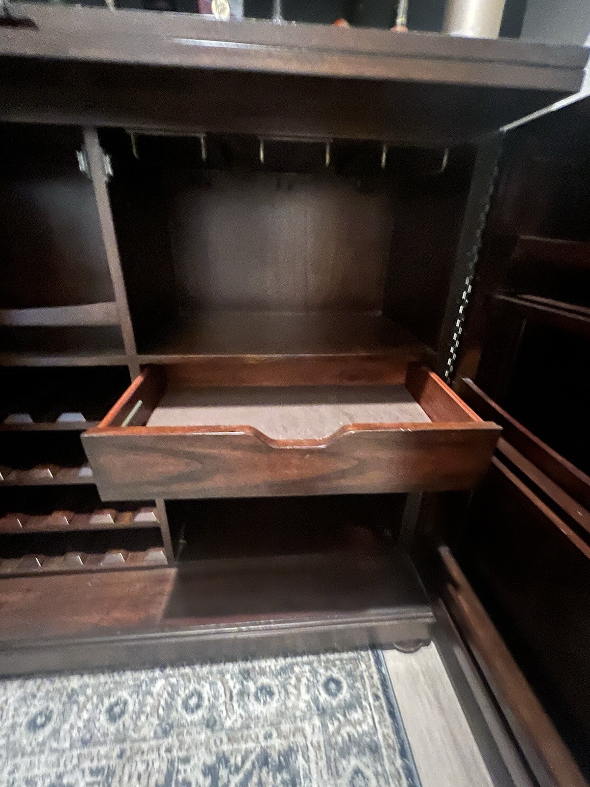 Stylish Wooden Bar Cabinet , Holds Lots Of Bottles, Glasses And Accessories.