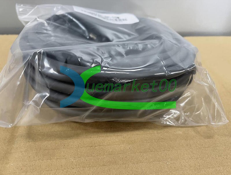 1PCS FOR MITSUBISHI CNV2E-8P-10M CNC Servo Motor Encoder Cable NEW
