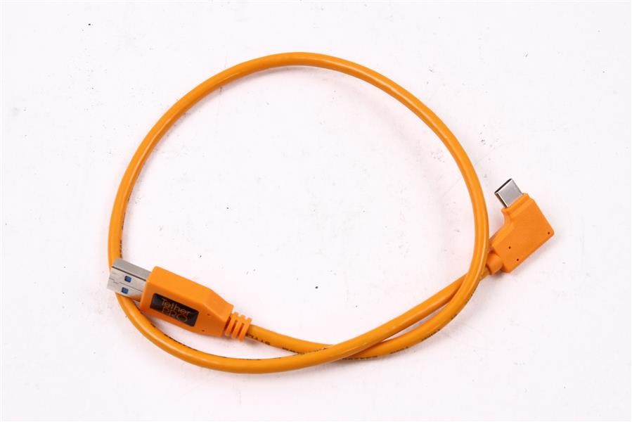 Used Tether Tools TetherPro USB 3.0 to USB-C Right Angle Adapter "Pigtail" Ca...