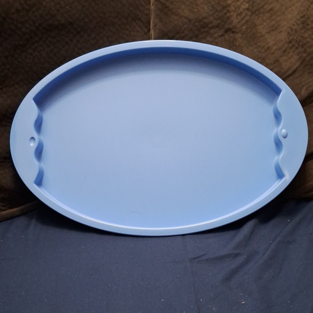 Tupperware Impressions Blue Oval Plastic Serving Tray for Serving and Display