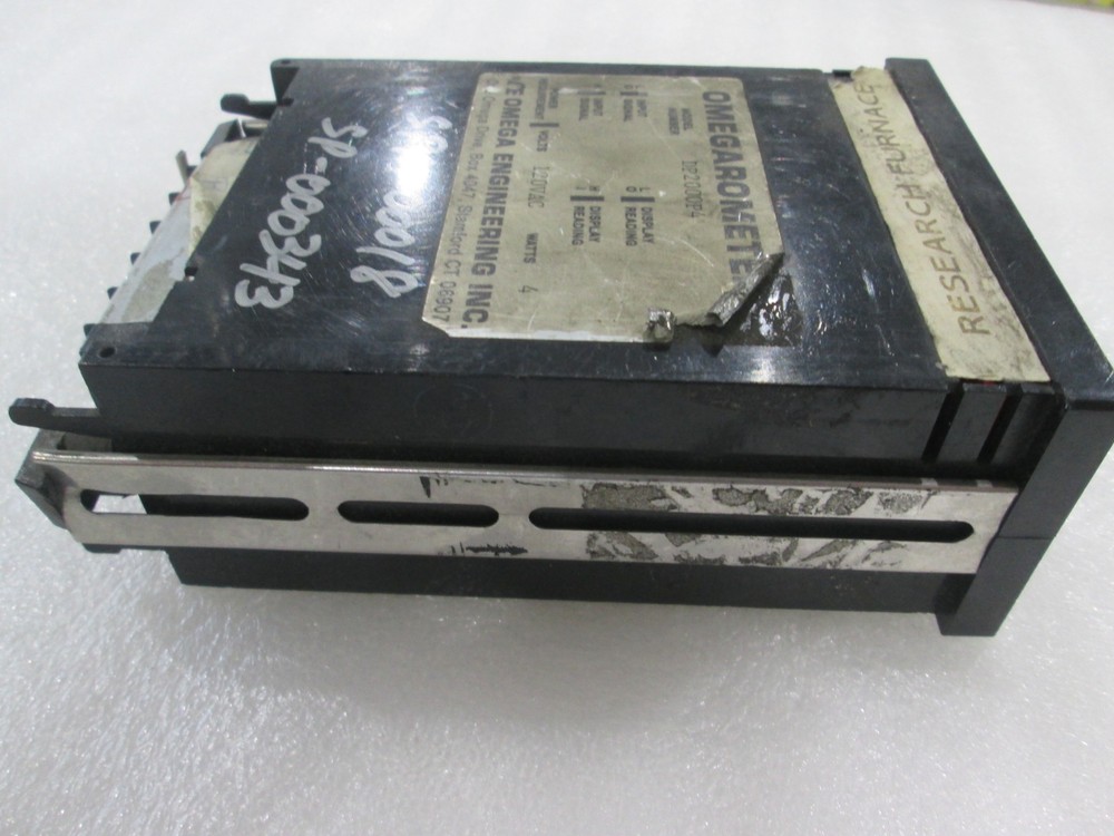 Omega, DP2000, Panel Meter, Used