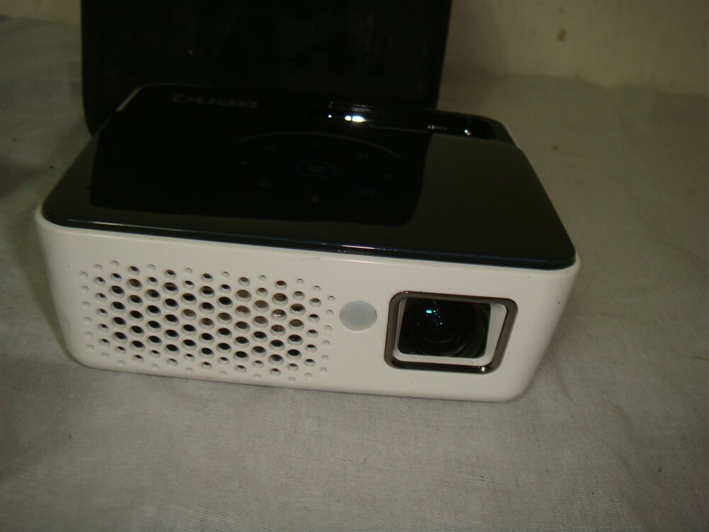 BENQ JOYBEE GP2 1280-800 WXGA HDMI IN MINI PROJECTOR