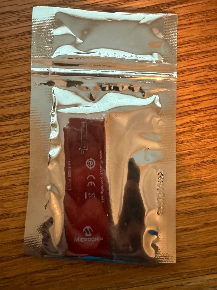 Microchip MPLAB® XPRESS PIC16F15376 EVALUATION & Development BOARD - DM164143