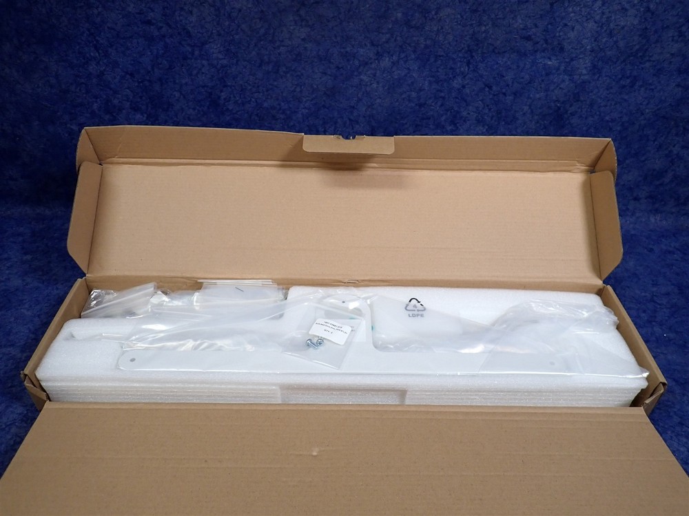 Poly Studio E70 2215-87372-001 VESA Mounting Kit (H11)