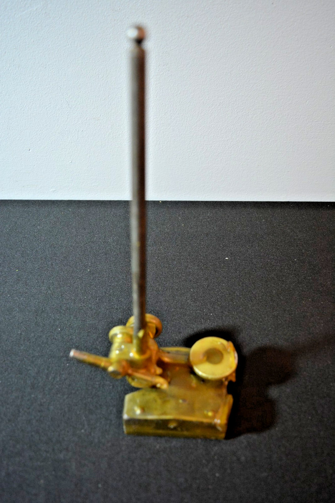 V base  BASE INDICATOR HOLDER SCRIBE BASE WITH EXTRAS Sealed