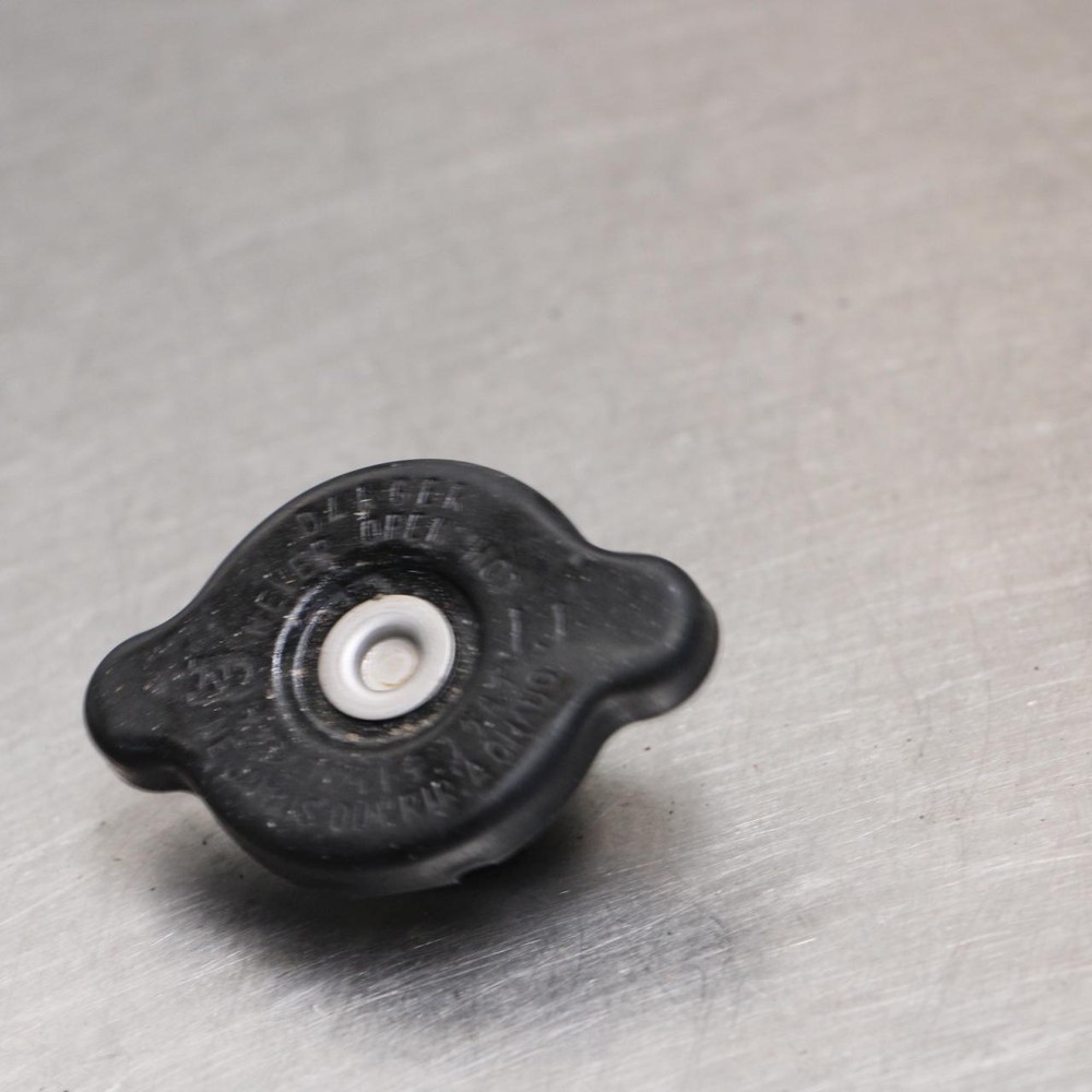 13-17 Kawasaki Ninja 300 Engine Radiator Cap