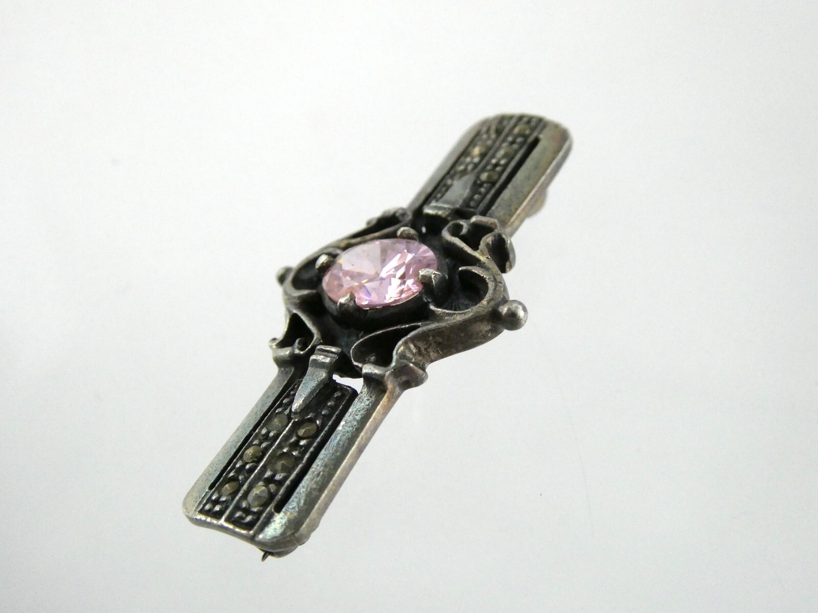 Sterling Silver Pink CZ and Marcasite Studded Bar Brooch Pin 925 6.7g 1.5 Inches