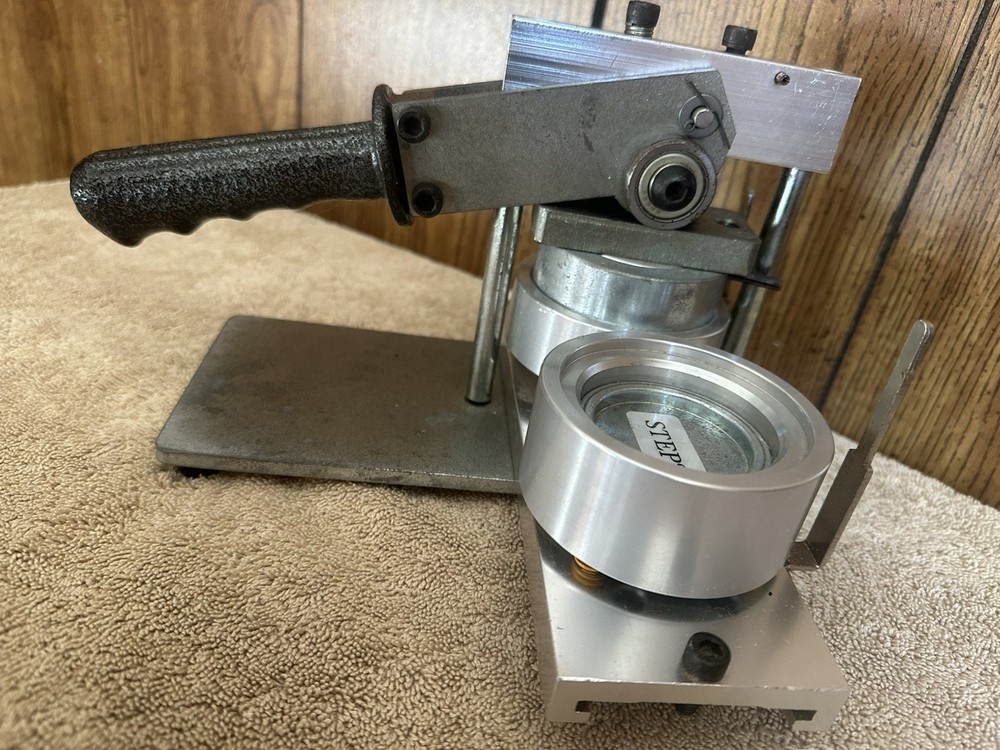 Heavy Duty Button Maker Button Stamp/Press  Unbranded Works Great!