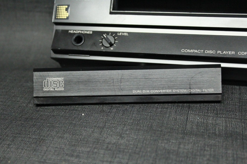 Authentic Sony CDP-350 CD player Front Panel Face plate screen w/ electronics