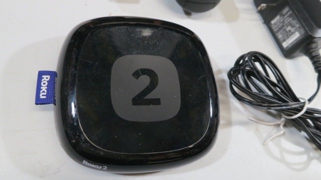Roku 2 2720X With Remote & Universal Remote
