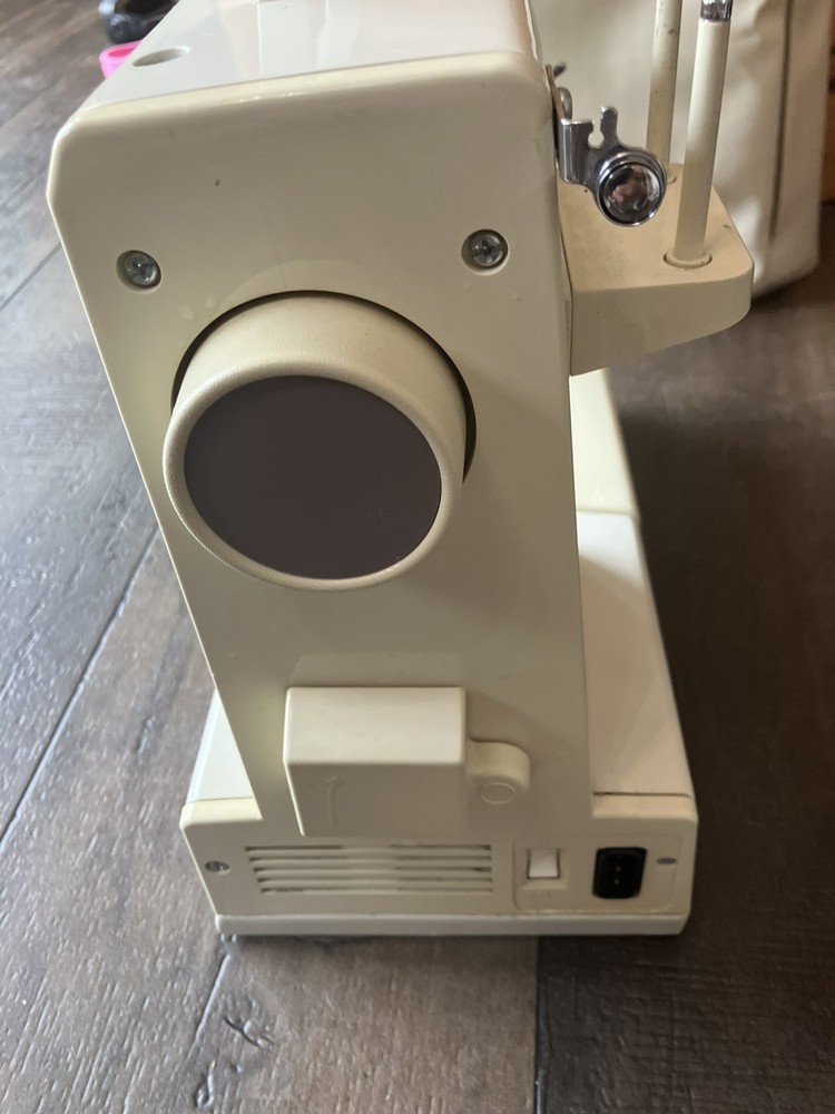 Untested Bernette 320 200 B Sewing Machine No Power Cord