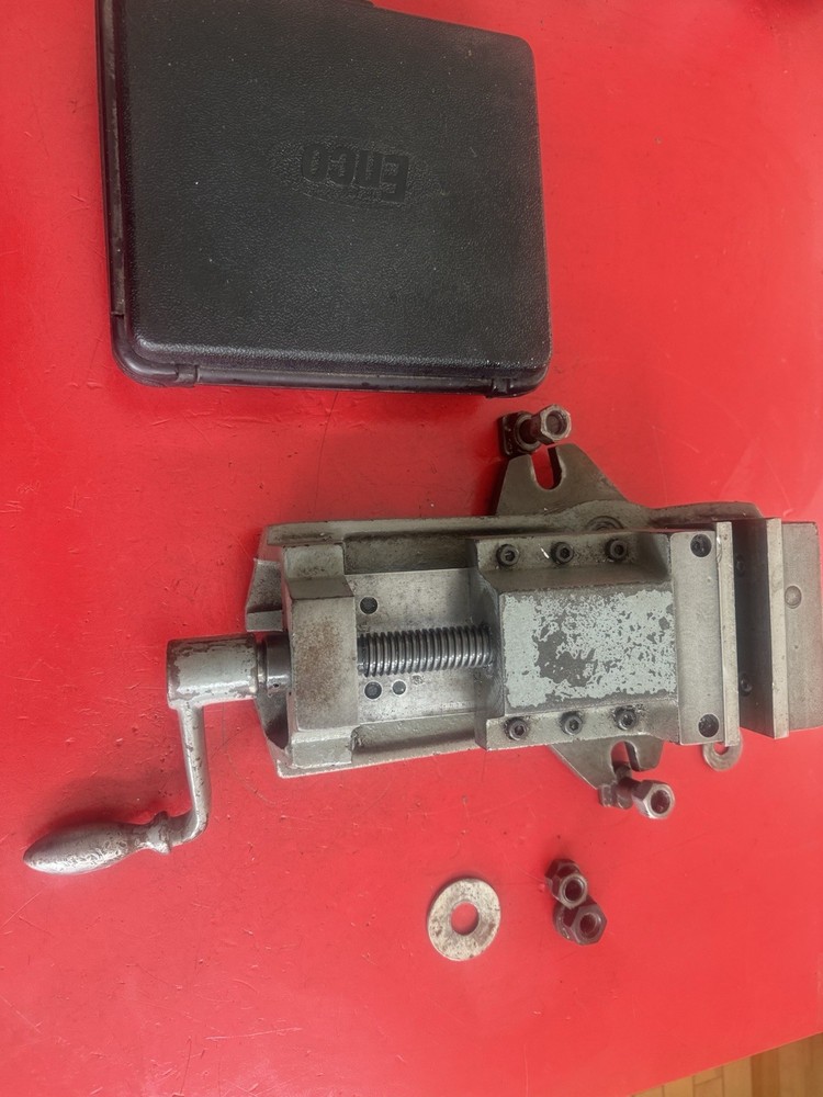 Clausing 8520 Milling Machine 8636 Vise With Enco Parallels