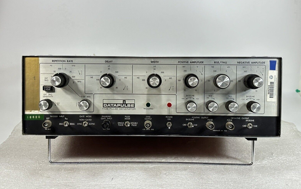 Vintage 1980's Datapulse Model 110B Pulse Generator ~ Power Tested Only