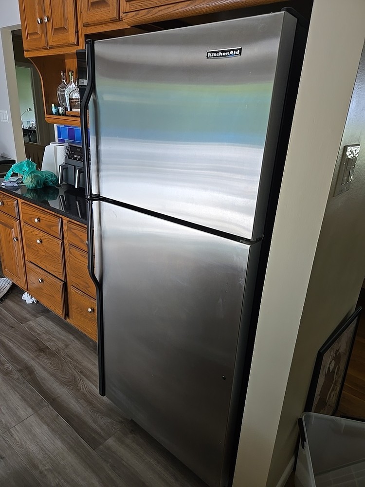 KitchenAid top mount refrigerator (30 in wide)