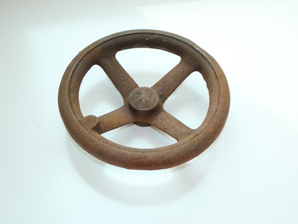 8 Inch 4 spoke offset cast iron handwheel raw casting