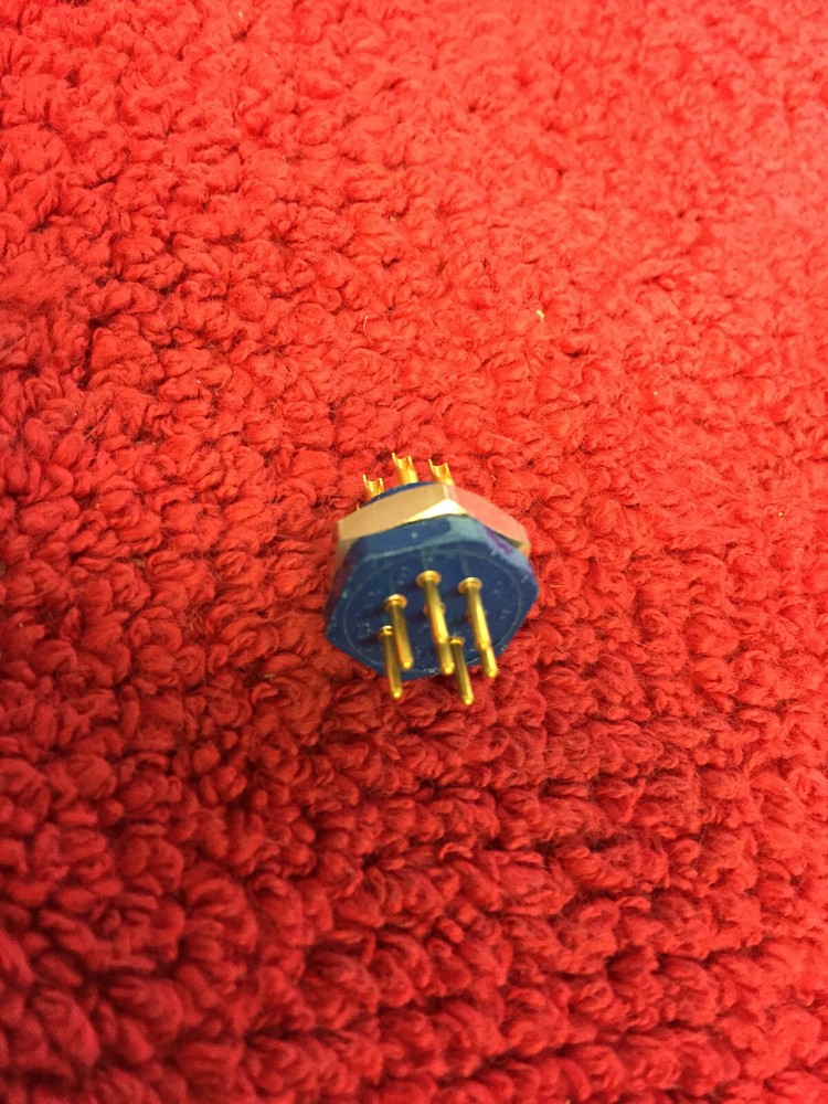 126-191       7 pin HEX PANEL CONNECTOR   AMPHENOL  WPI  NEW