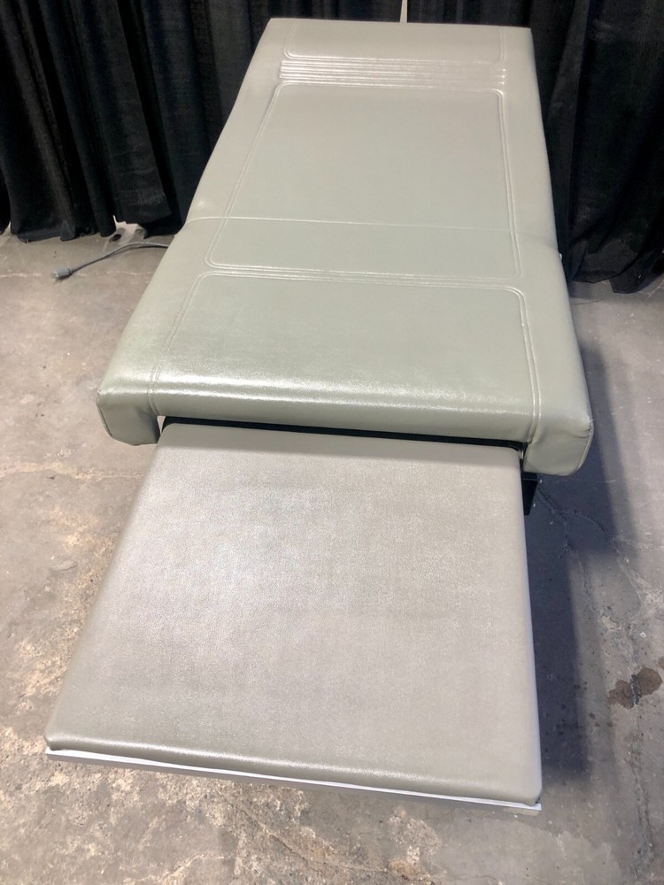 Midmark Ritter 104 Barrier Free Examination Table