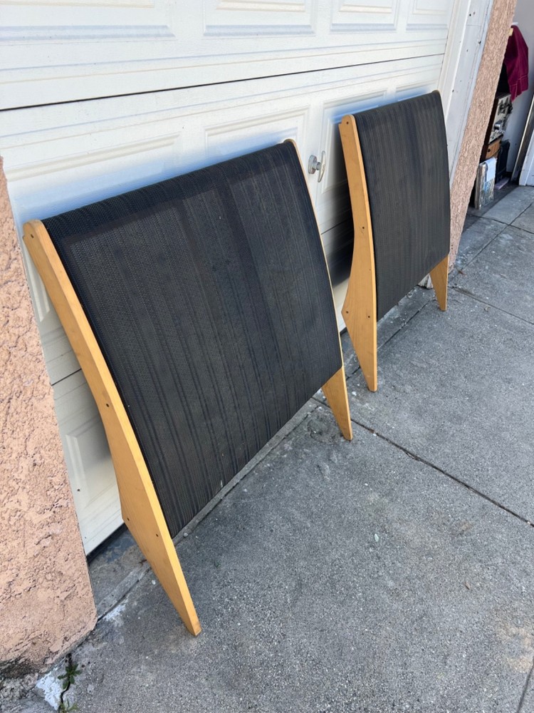 THE QUAD ELECTROSTATIC SPEAKERS