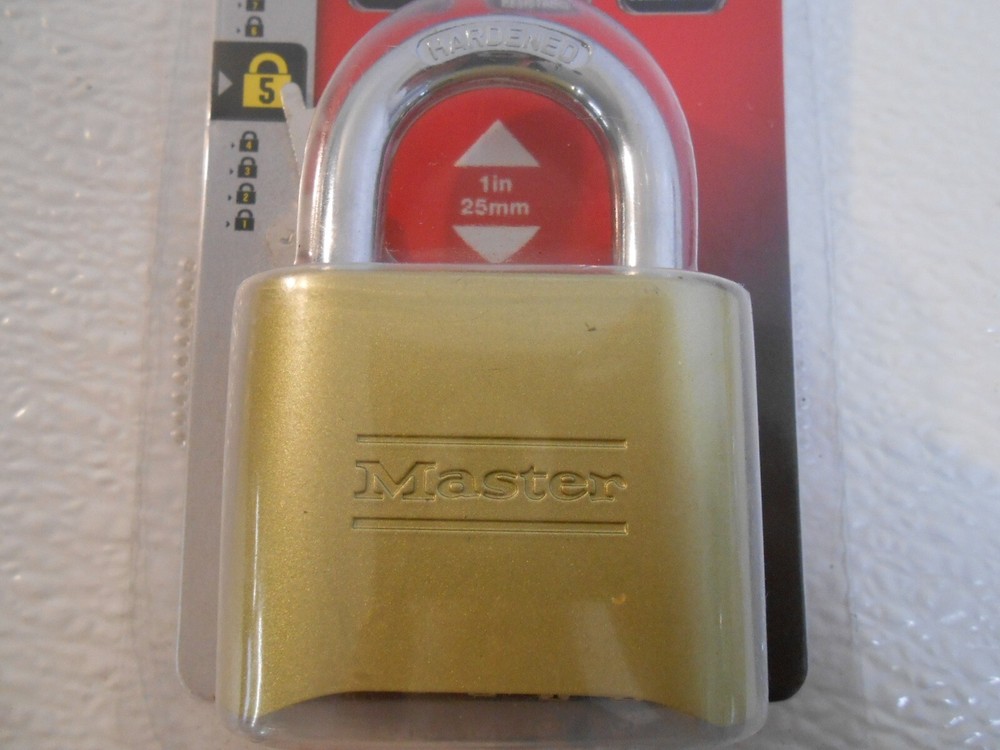 Master Lock Combination Padlock, Set your own combination, Sinlge Pack  175D 1"