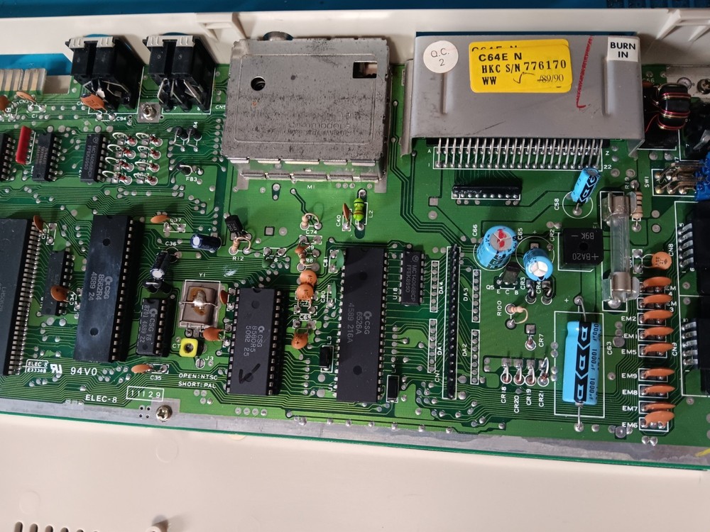 CLEANED, TESTED, WORKING Commodore 64C.