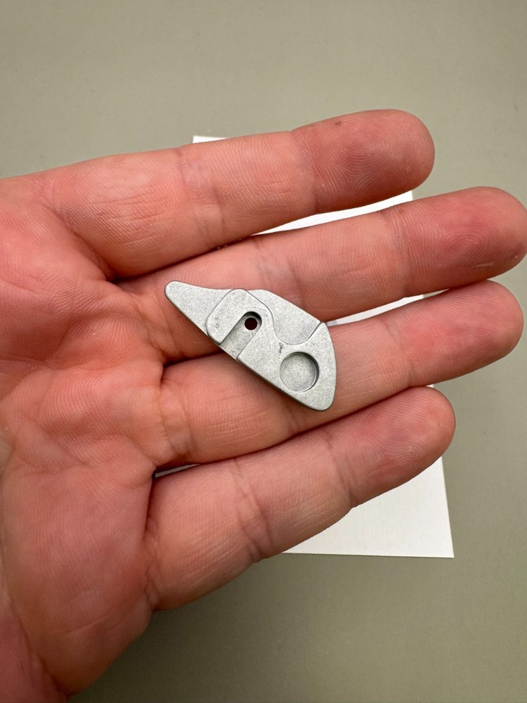 Dye DM7 Eye Covers-Satin Silver