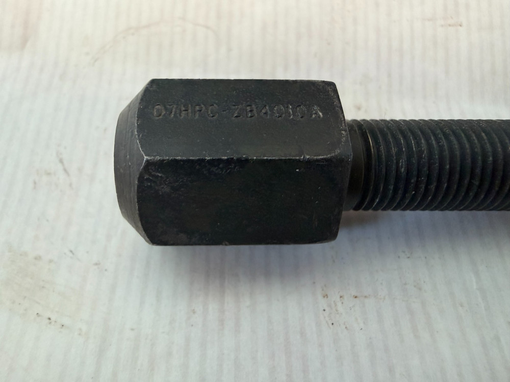 ROTOR PULLER 07HPC-ZB4010A Supersession: 07HPCZB4010B