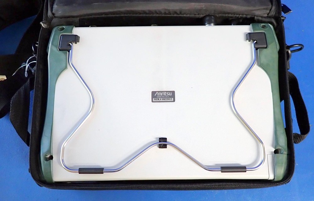 ANRITSU MT8222A BTS Master Multi-Functional Base Station Analyzer + Options