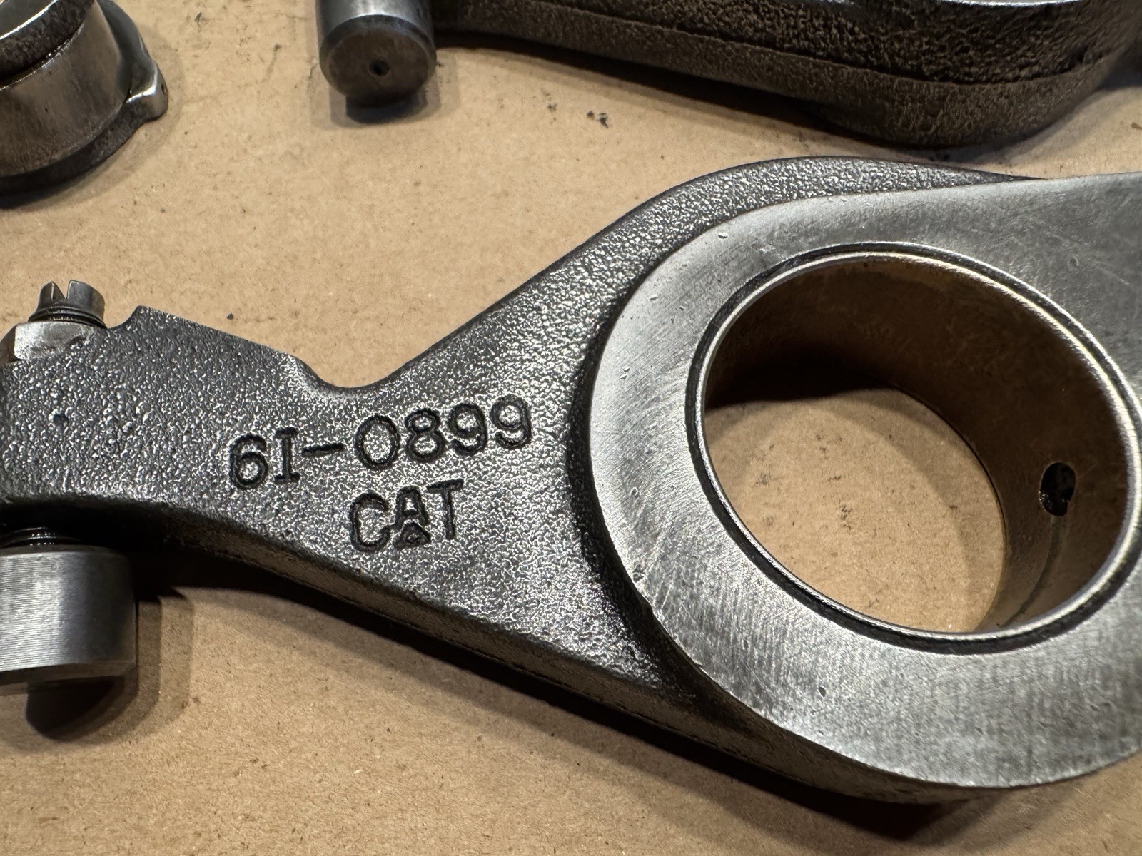 Set of 6 Caterpillar C15 Engine Valvetrain Rocker arm 6I0899 OEM 1085896