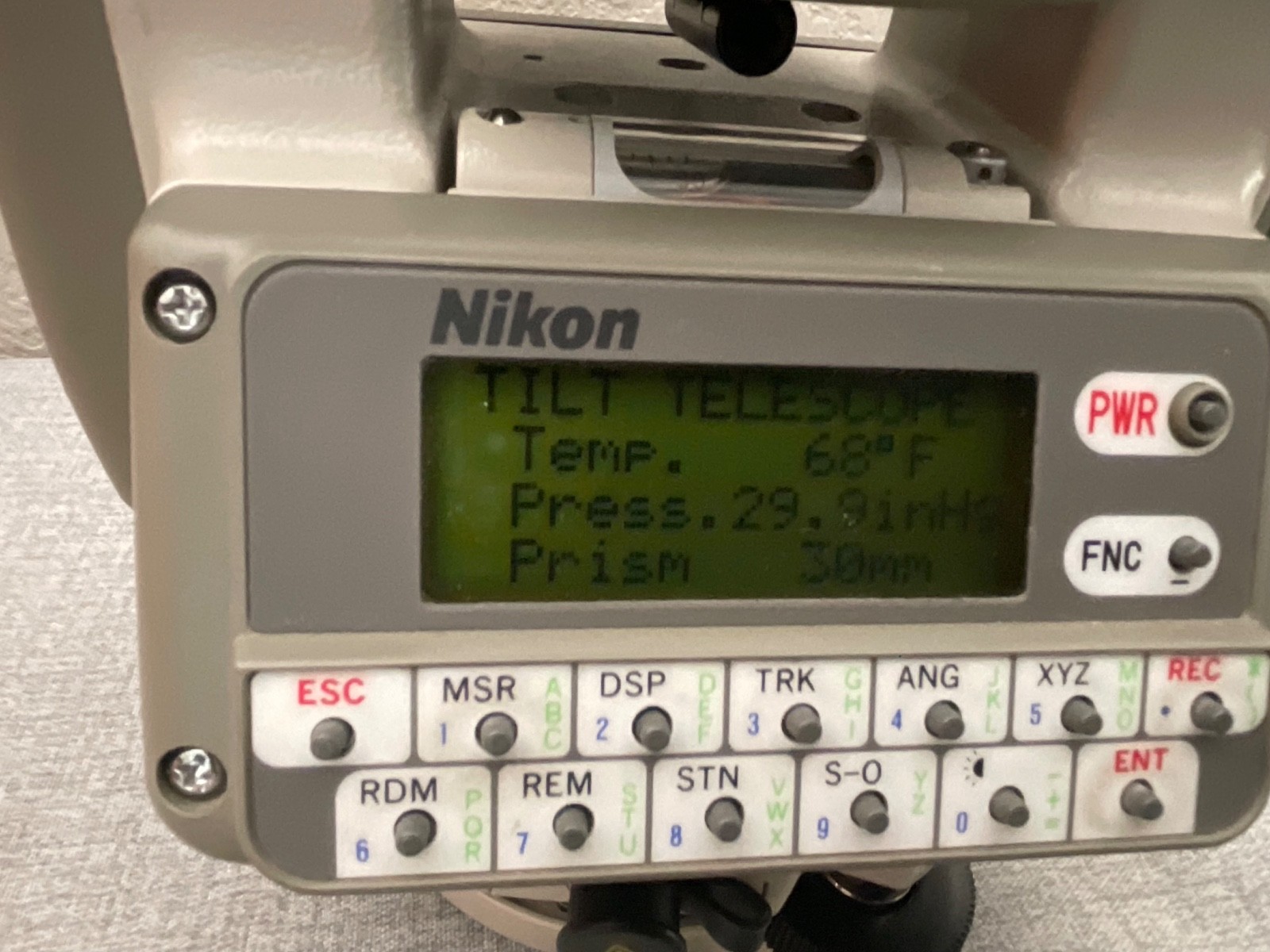 Nikon DTM-420 Surveying Total Station 2 Battery, charger + Case