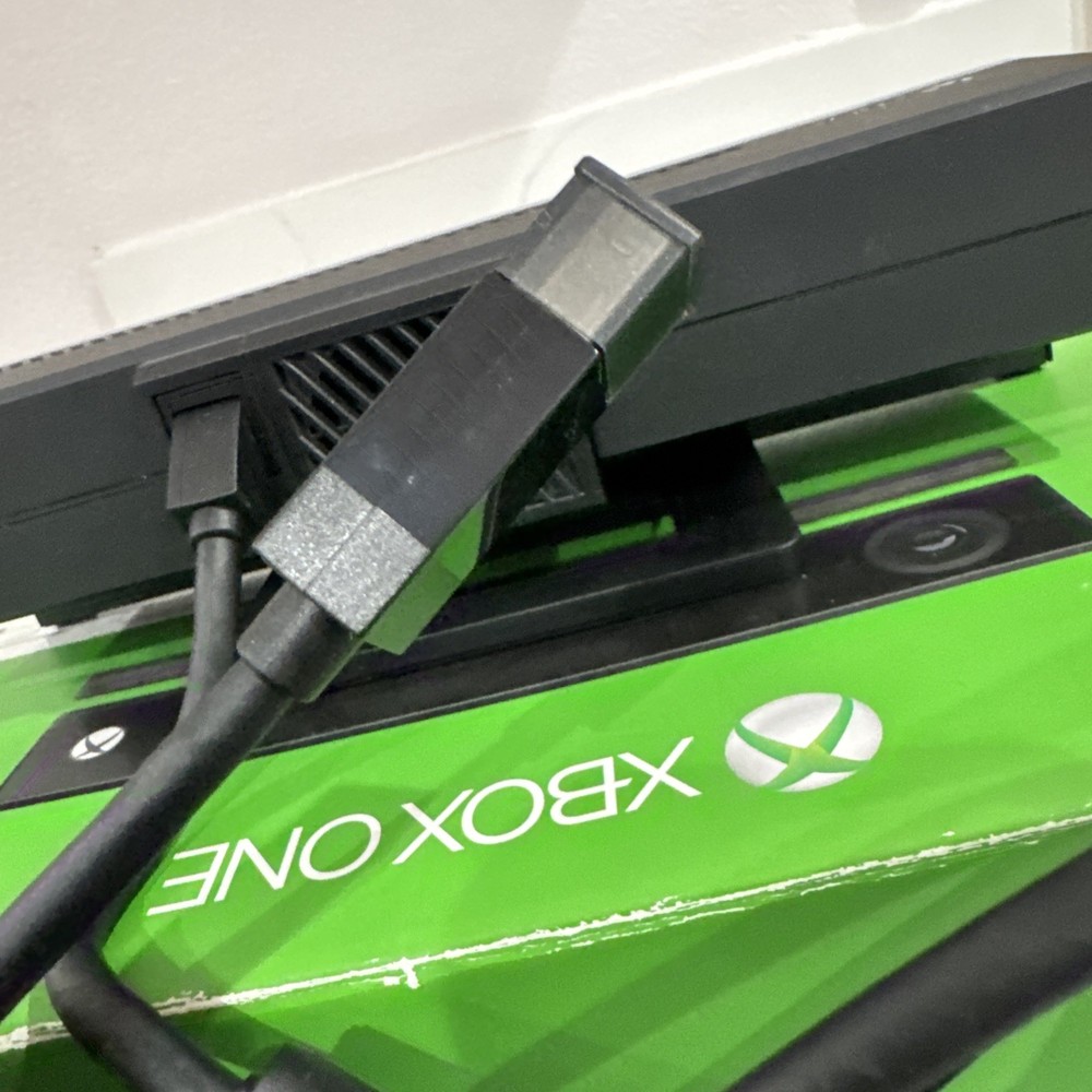 Microsoft Xbox One Kinect Camera Motion Sensor Bar Black