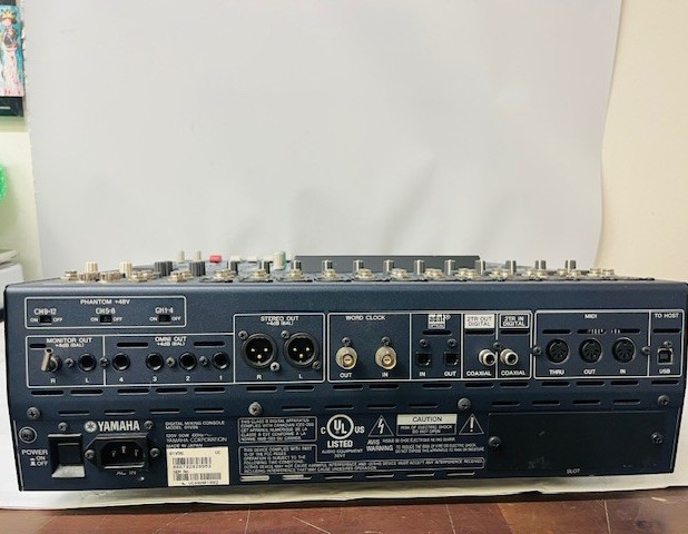 Yamaha O1V96 Digital Mixing Console