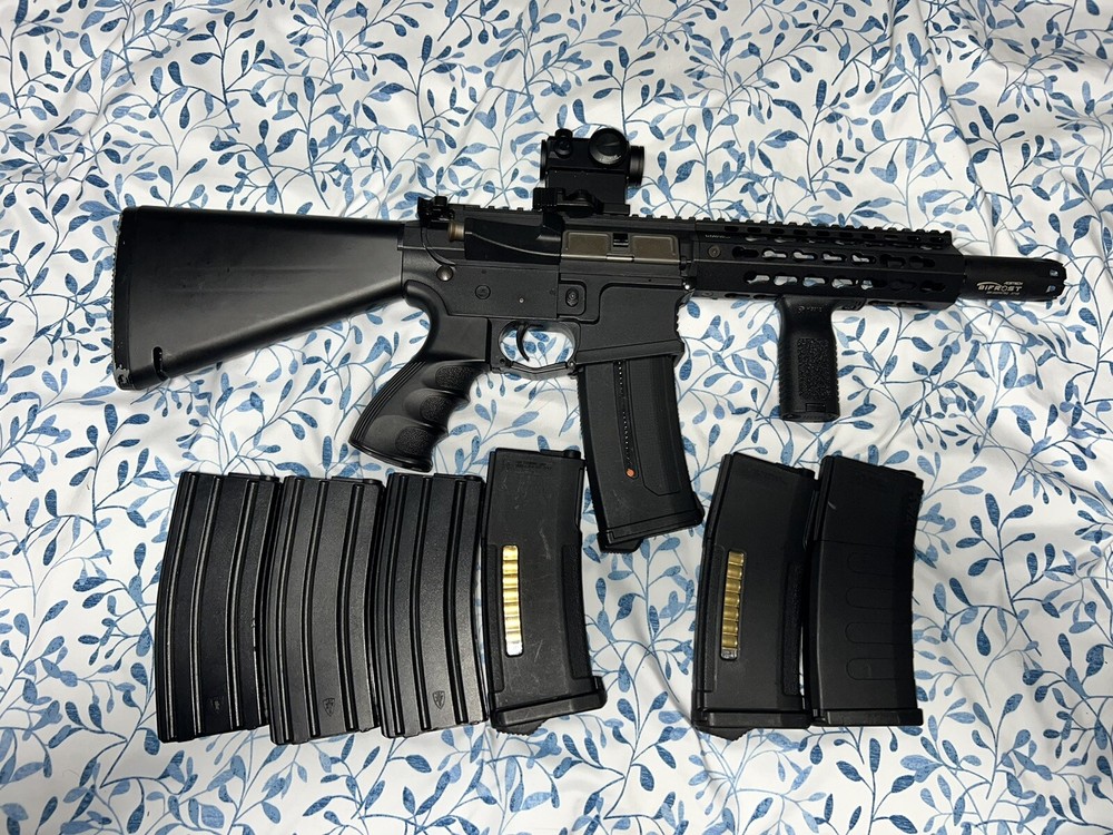 G&G Srs