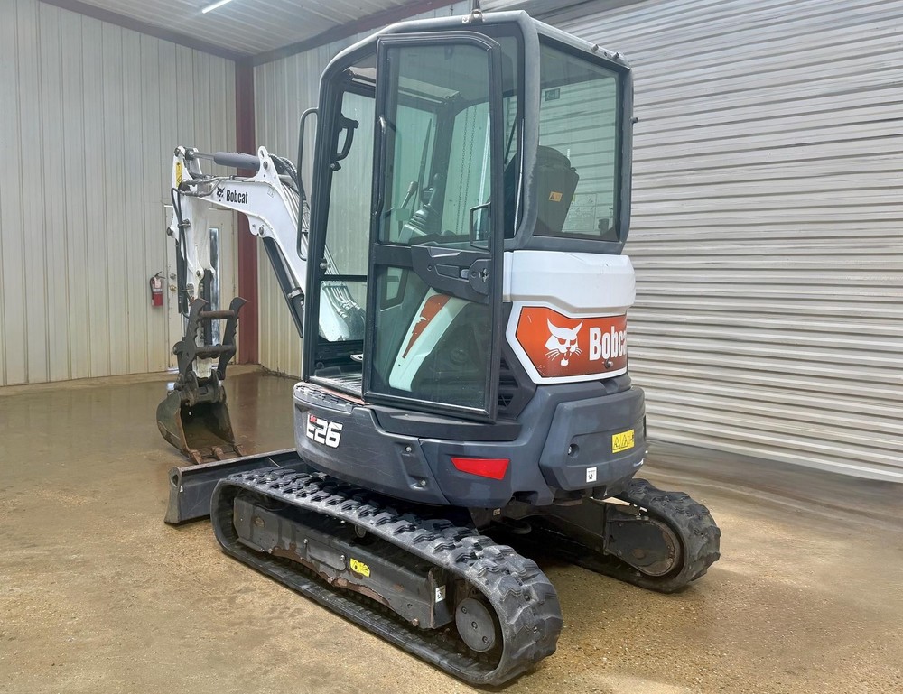 2020 BOBCAT E26 CAB STRAIGHT BLADE MINI COMPACT TRACK EXCAVATOR
