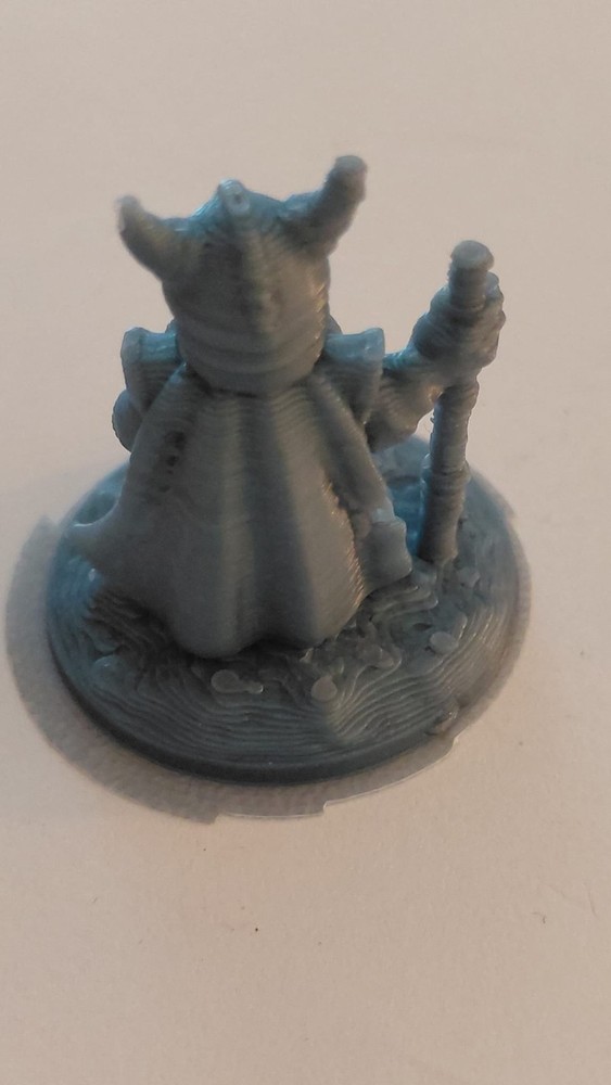 Dwarf with Axe 28MM (No 29)) Tabletop Miniature D&D